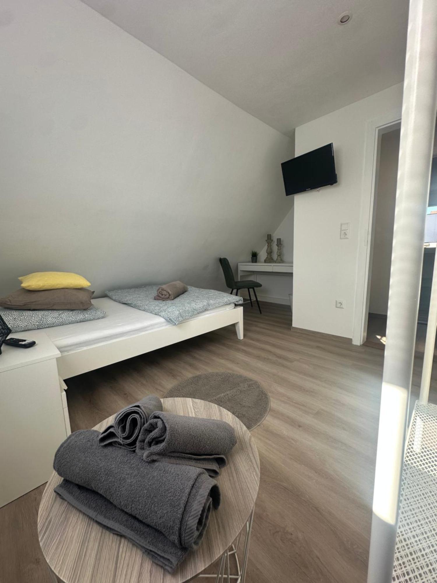 Neckarwestheim Neckarnest Ferienwohnung מראה חיצוני תמונה